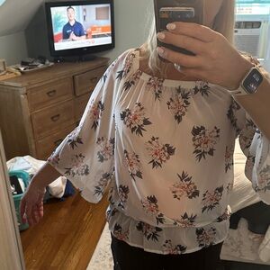 Chic Floral Print Blouse - White